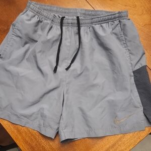 Nike Men's Gray Athletic Shorts
